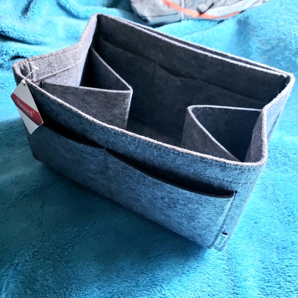 Felt organizer for tote bag purse